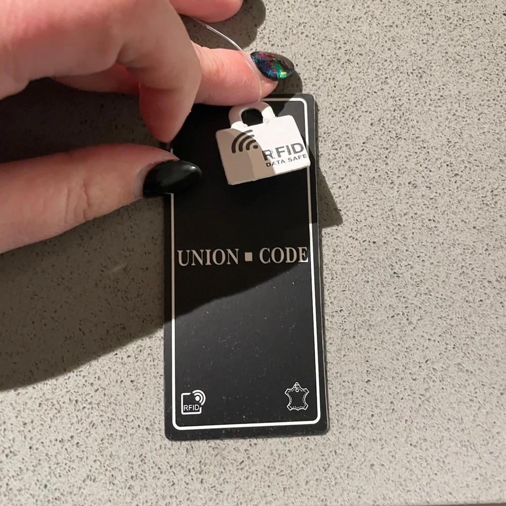 Union Code Zip Wallet - Picture 4 of 4